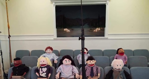 Puppets of Praise Image